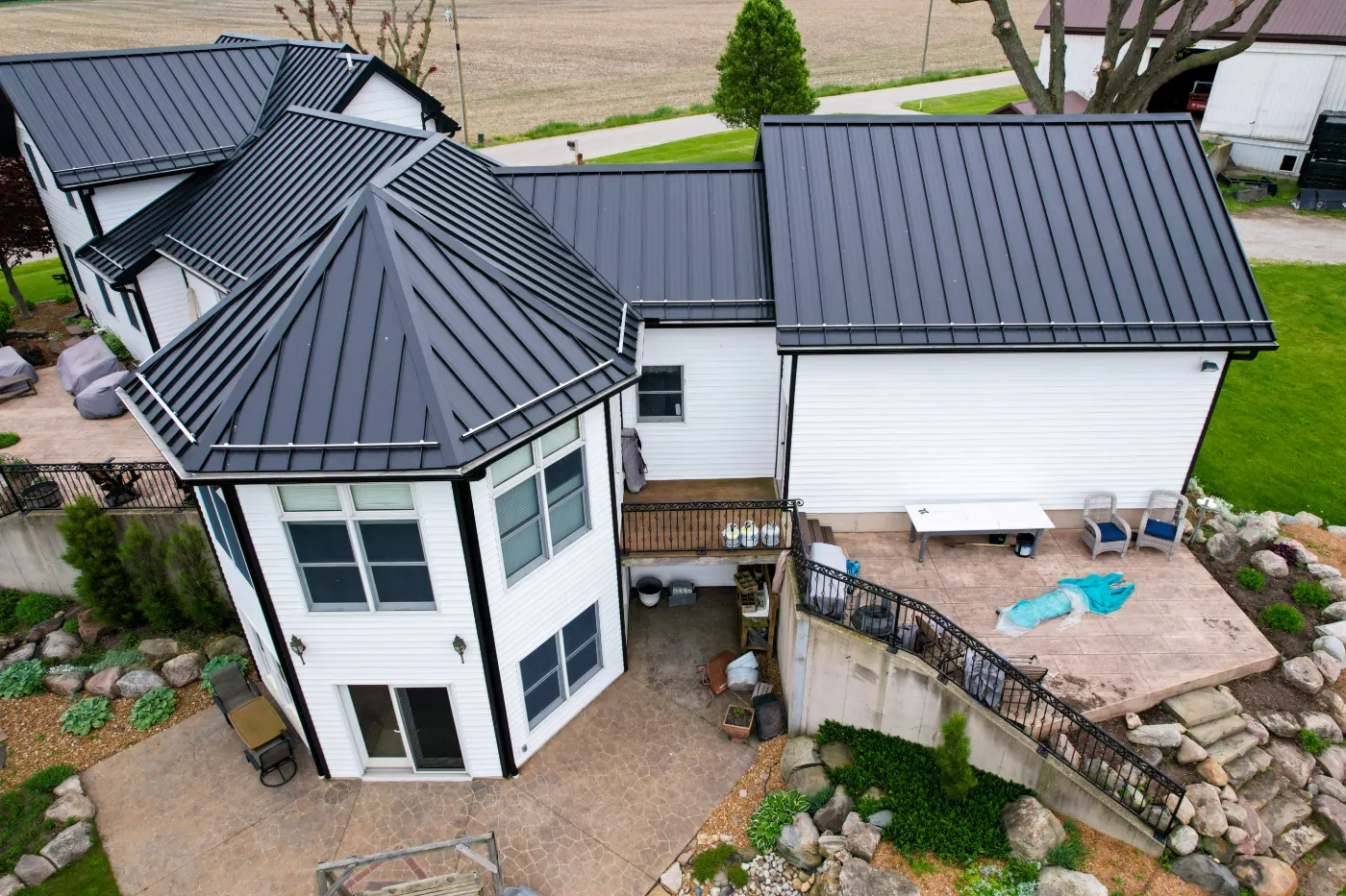 Storm-damaged siding documented in Holliday Park
